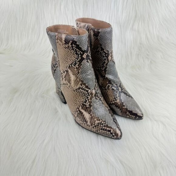 Women's Bamboo Snake Embossed Faux Leather Chunky Block Heel Ankle Bootie - Picture 4 of 10